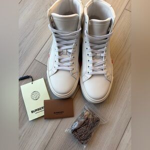 Burberry Rangleton High Top Leather Sneakers White EU 39 US 8 Pre-Owned